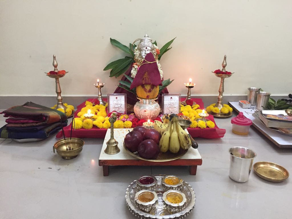 Versions of Vara Lakshmi Devi on Sravana Shukravaar