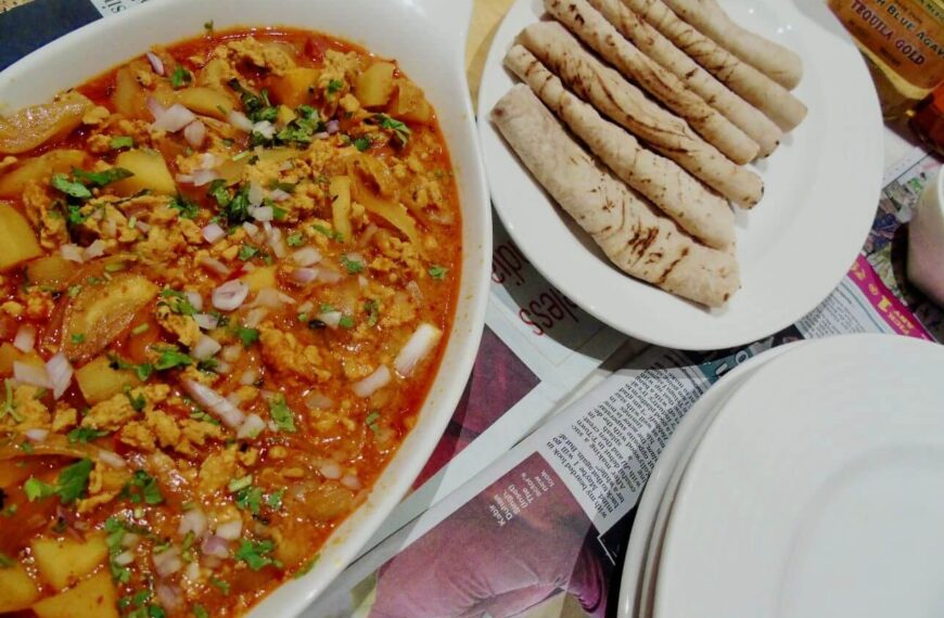 Lip-smacking Dhaba Style Mutton Keema Curry